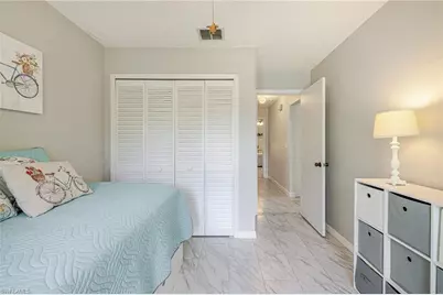 301 McGregor Park Cir, Fort Myers, FL 33908 - Photo 10