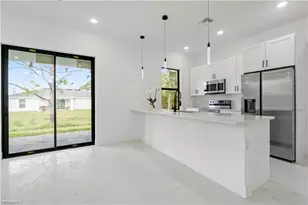 2001 Curry Ave N, Lehigh Acres, FL 33971 - Photo 8