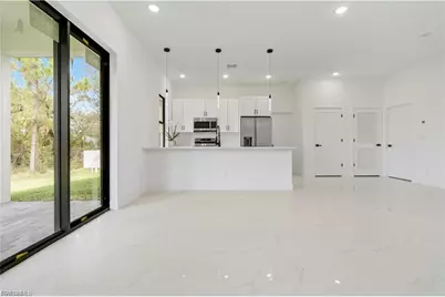 2001 Curry Ave N, Lehigh Acres, FL 33971 - Photo 6