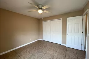 908 Cape Coral Pkwy W, Cape Coral, FL 33914 - Photo 14