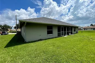 908 Cape Coral Pkwy W, Cape Coral, FL 33914 - Photo 20
