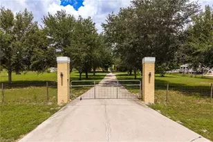 4925 Skates Cir, Fort Myers, FL 33905 - Photo 2