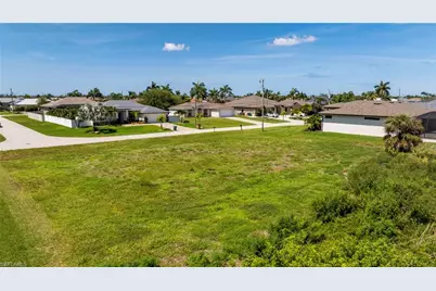 2201 SW 28th Ter, Cape Coral, FL 33914 - Photo 26