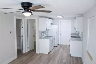 1526 Wood Rd, North Fort Myers, FL 33903 - Photo 4