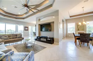 10230 Glastonbury Cir, Fort Myers, FL 33913 - Photo 4