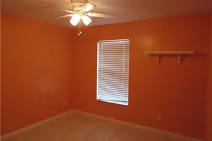 271 SW 4th St, Cape Coral, FL 33991 - Photo 4