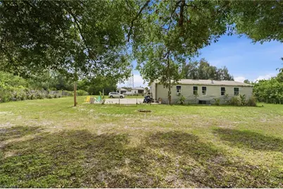 7962 Bartholomew Dr, North Fort Myers, FL 33917 - Photo 20