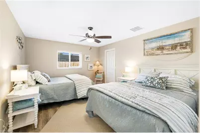 801 SW 52nd St, Cape Coral, FL 33914 - Photo 8