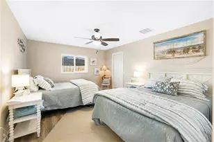 801 SW 52nd St, Cape Coral, FL 33914 - Photo 8