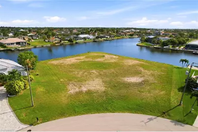 3021 SW 27th Pl, Cape Coral, FL 33914 - Photo 2