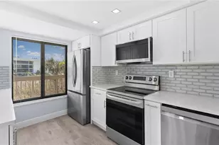 2777 W Gulf Dr, Sanibel, FL 33957 - Photo 4