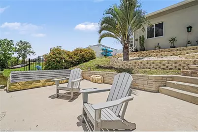 1833 NW 7th Ave, Cape Coral, FL 33993 - Photo 44