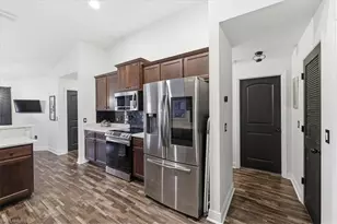 4122 NE 20th Ct, Cape Coral, FL 33909 - Photo 20