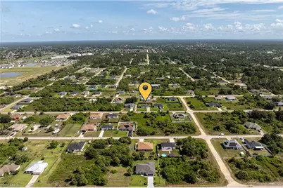 731 Camilla St E, Lehigh Acres, FL 33974 - Photo 32