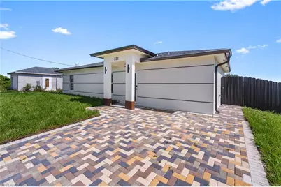 731 Camilla St E, Lehigh Acres, FL 33974 - Photo 4