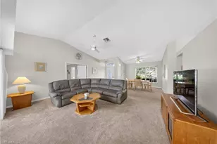 705 SW 9th Ave, Cape Coral, FL 33991 - Photo 12