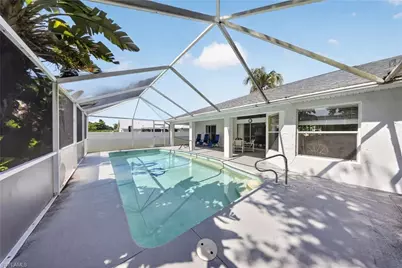 705 SW 9th Ave, Cape Coral, FL 33991 - Photo 32