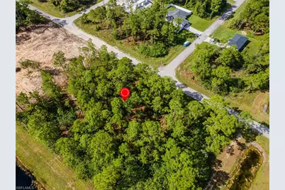 231 Thornton Ave S, Lehigh Acres, FL 33974 - Photo 8