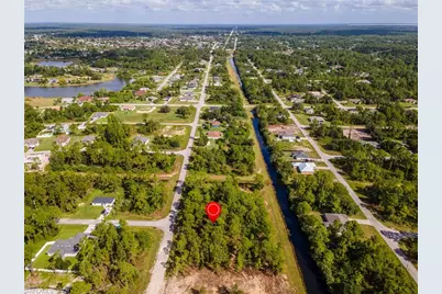 231 Thornton Ave S, Lehigh Acres, FL 33974 - Photo 12