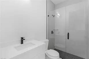 7 SW 19th Pl, Cape Coral, FL 33991 - Photo 20