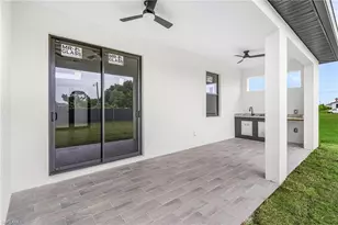 7 SW 19th Pl, Cape Coral, FL 33991 - Photo 24