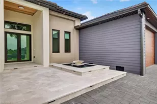 422 SW 31st Ave, Cape Coral, FL 33991 - Photo 2