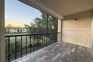 1087 Forest Lakes Dr, Naples, FL 34105 - Photo 14