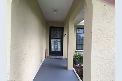 1202 SE 21st Ln, Cape Coral, FL 33990 - Photo 8