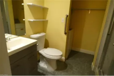 1647 Park Meadows Dr #2, Fort Myers, FL 33907 - Photo 10