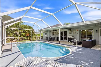 204 SE 18th St, Cape Coral, FL 33990 - Photo 2