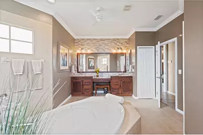 2529 SW 23rd Pl, Cape Coral, FL 33914 - Photo 22