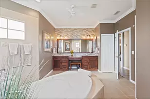 2529 SW 23rd Pl, Cape Coral, FL 33914 - Photo 22