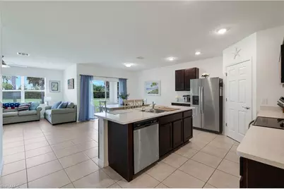 2816 Zaragoza Ct, Cape Coral, FL 33909 - Photo 6