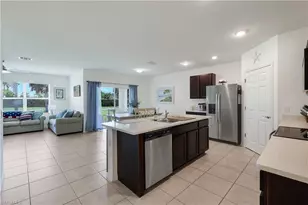2816 Zaragoza Ct, Cape Coral, FL 33909 - Photo 6