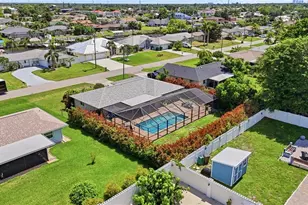 1446 SE 13th St, Cape Coral, FL 33990 - Photo 32