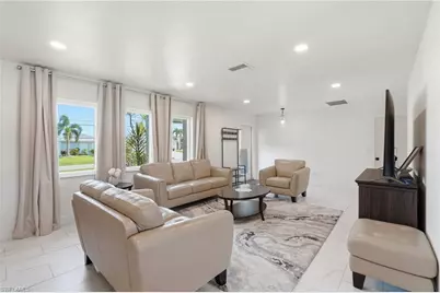 1446 SE 13th St, Cape Coral, FL 33990 - Photo 8