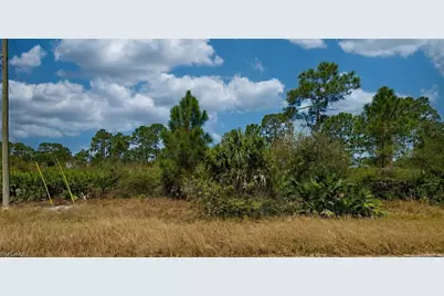 1262 Burbeck St, Fort Myers, FL 33913 - Photo 1