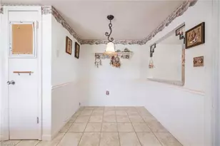 5585 Hamlet Ln, Fort Myers, FL 33919 - Photo 10