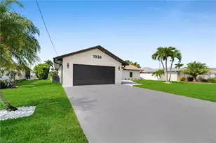 1938 Cornwallis Pkwy, Cape Coral, FL 33904 - Photo 2