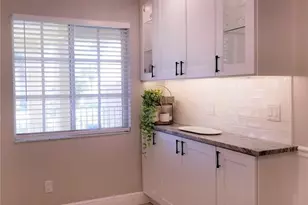 7774 Jewel Ln, Naples, FL 34109 - Photo 4