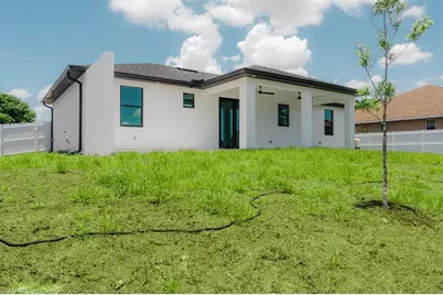 1813 NE 1st Ave, Cape Coral, FL 33909 - Photo 22
