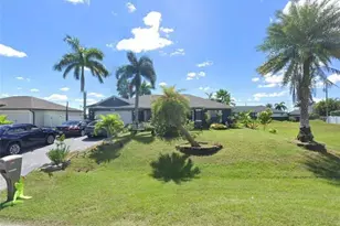 1502 NW 19th St, Cape Coral, FL 33993 - Photo 1