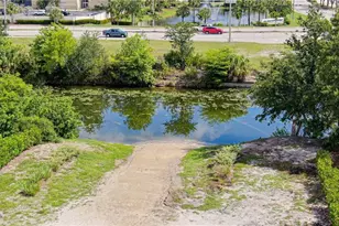 624 SE 13th St, Cape Coral, FL 33990 - Photo 26