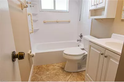 624 SE 13th St #1, Cape Coral, FL 33990 - Photo 10