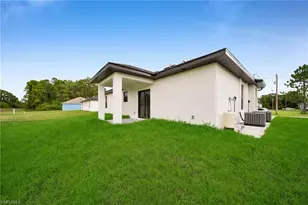 462 Lampion Ave S, Lehigh Acres, FL 33974 - Photo 16