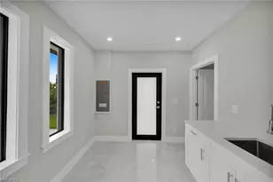 462 Lampion Ave S, Lehigh Acres, FL 33974 - Photo 2