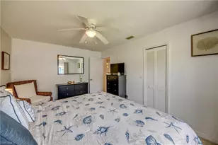 2919 SW 2nd Pl, Cape Coral, FL 33914 - Photo 24