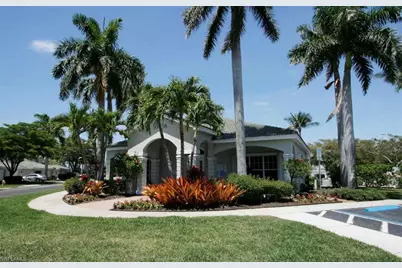 8293 Pacific Beach Dr, Fort Myers, FL 33966 - Photo 8
