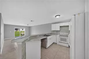 772/774 Holmes Ave, Lehigh Acres, FL 33974 - Photo 10
