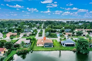 700 Astarias Cir, Fort Myers, FL 33919 - Photo 44